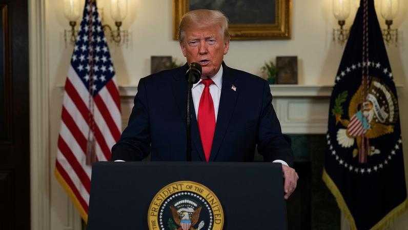 EUA perseguem terceiro petroleiro próximo à Venezuela, diz Reuters