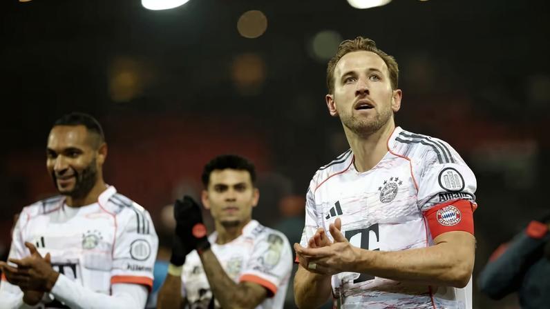 Harry Kane termina 2025 com 60 gols, ano mais artilheiro do atacante inglês — Foto: REUTERS/Heiko Becker