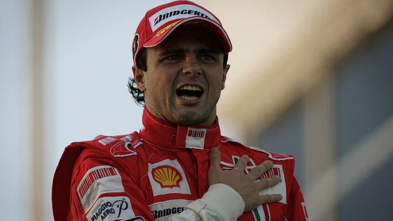 Felipe Massa comemora vitória do GP Brasil de 2008 (Foto: Marcelo Ferrelli/Gazeta Press)
