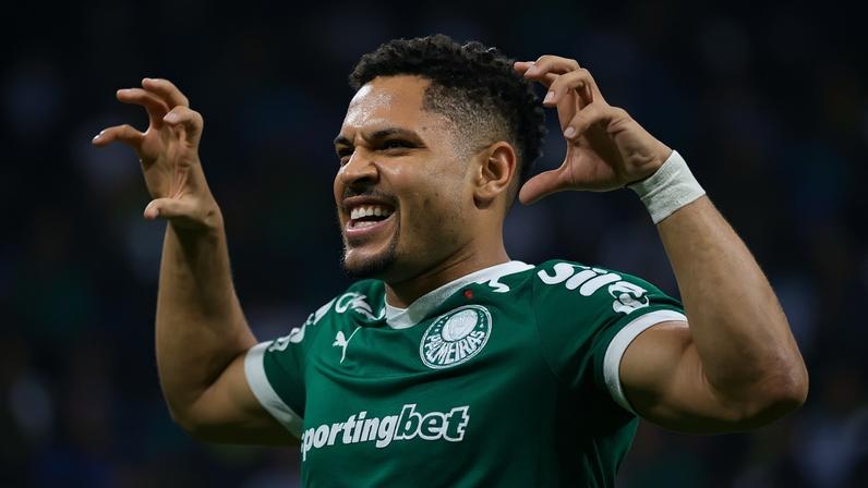 Os atacantes do Palmeiras Flaco López e Vitor Roque foram selecionados para disputar o prêmio de Rei da América (Foto: Cesar Greco/Palmeiras/by Canon)