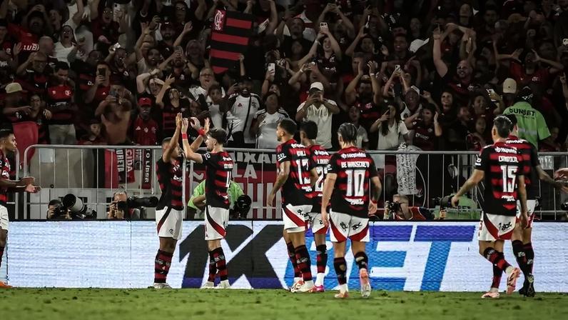 Flamengo ganhou o nono título de Campeonato Brasileiro (Foto: Thiego Mattos/Pera Photo Press/Gazeta Press)