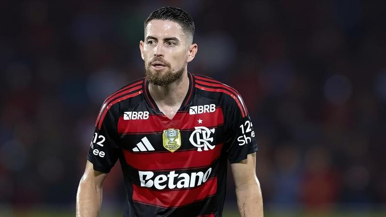Jorginho na partida contra o Ceará (Foto: Andre Mourao/Agif/Gazeta Press)