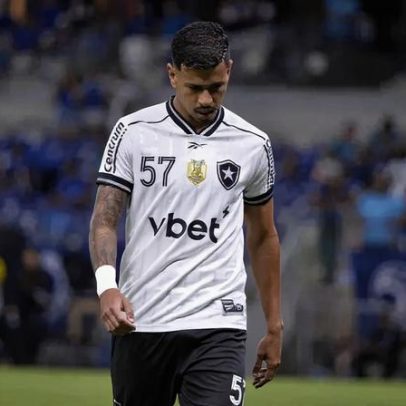 Botafogo perde David Ricardo e eleva alerta na zaga para o último jogo