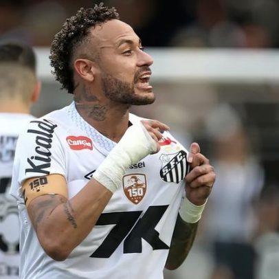 Neymar celebra recuperação do Santos e discute futuro do clube