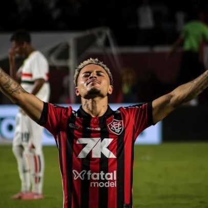 Vitória luta para se manter na elite após temporada difícil