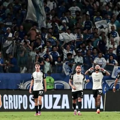 Corinthians vence Cruzeiro e encerra jejum de 11 anos