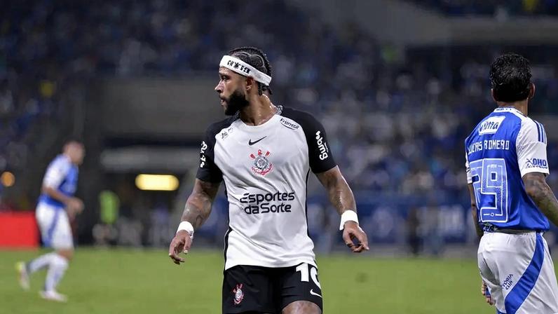 O Corinthians venceu o Cruzeiro por 1 a 0, no Mineirão, e abriu vantagem na disputa por uma vaga na final da Copa do Brasil (Foto: Araceli Souza/MyPhoto Press/Gazeta Press)