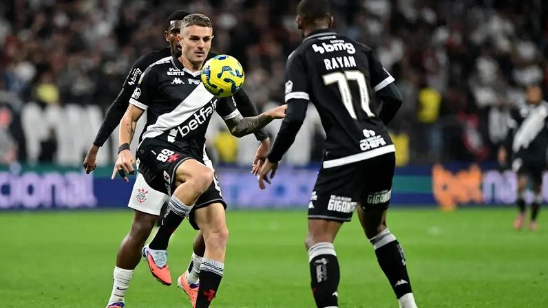 Vegetti na partida contra o Corinthians na final da Copa do Brasil (Foto: Eduardo Carmim/Photo Premium/Gazeta Press)
