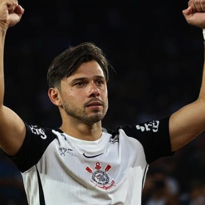 Romero comenta chance de permanecer no Corinthians