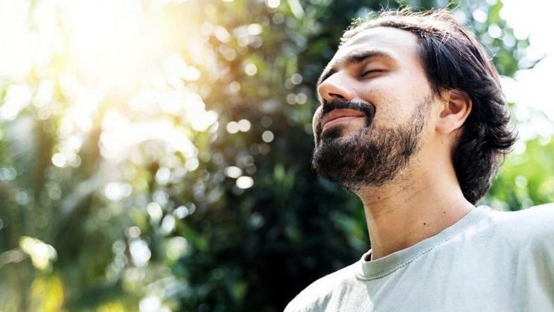 8 Key Reminders That Happiness Has Nothing to Do with Money
