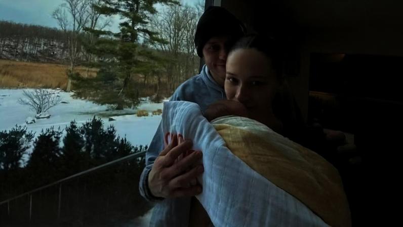 Nasce primeira filha de Pete Davidson e Elsie Hewitt — Foto: Reprodução/Instagram