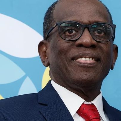 Primeiro-ministro de Santa Lúcia mantém maioria após vitória do governo