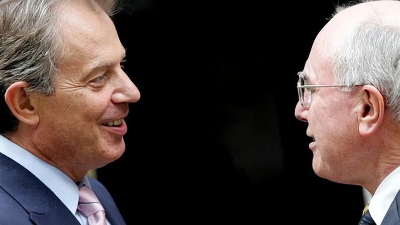 Governo Blair discutiu influenciar Howard a enviar tropas australianas ao Iraque