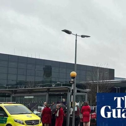 Dois homens acusados por ataque com spray de pimenta no aeroporto de Heathrow