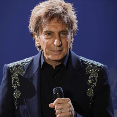 Barry Manilow fará cirurgia para tratar câncer de pulmão