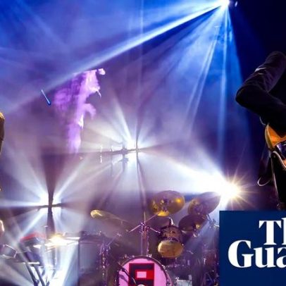 Primal Scream defende imagem de suástica exibida na Estrela de Davi em Londres