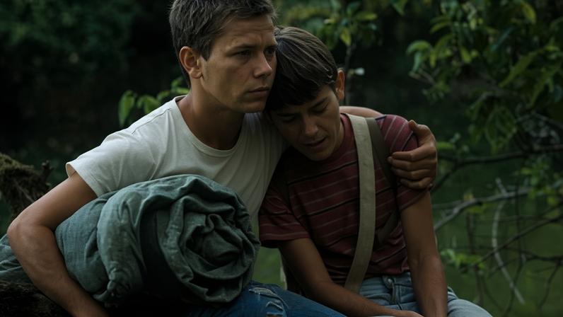 ‘It’s all about him feeling that his father doesn’t love him’ … River Phoenix with Wil Wheaton in Stand By Me.