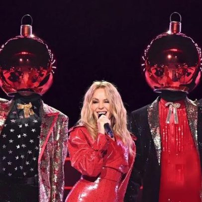Kylie Minogue tem 11º álbum nº 1 no Reino Unido em corrida pelo Natal