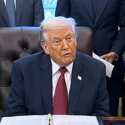 Trump reverte regras de eficiência de combustível da era Biden