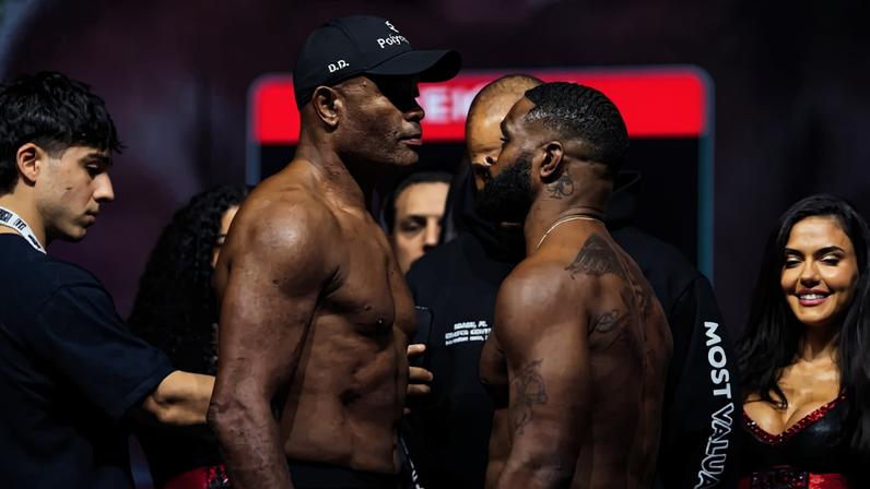 Anderson Silva pega Woodley - leia detalhes ao vivo (Foto: Divulgação/Netflix)