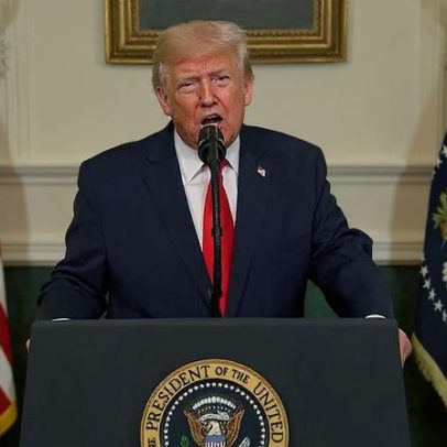 Trump critica Biden e velhas mágoas, diz que o país está de volta