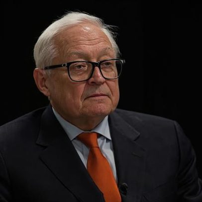 Oficial russo contesta uso do termo guerra; cidadãos negam mortes civis