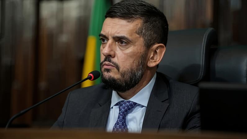 Alerj decide sobre a prisão de Bacellar, sob determinação de Moraes