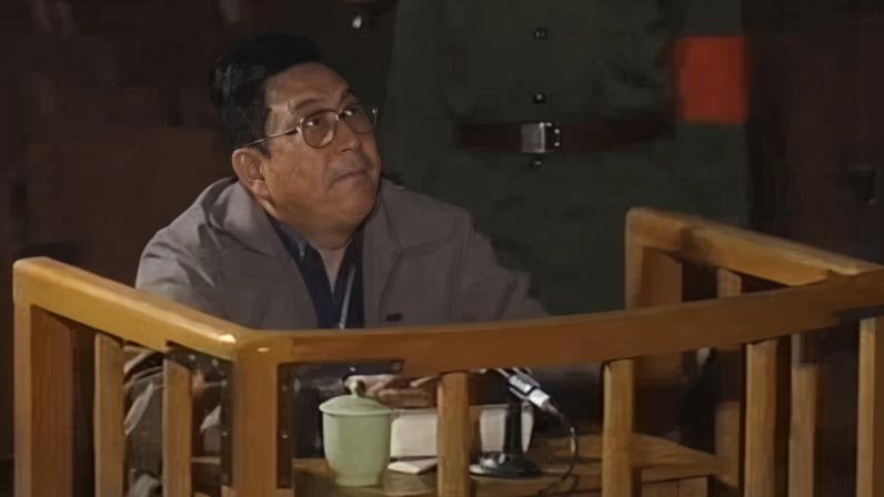 Imagens raras do julgamento de general chinês que desafiou a repressão de Tiananmen vazadas online