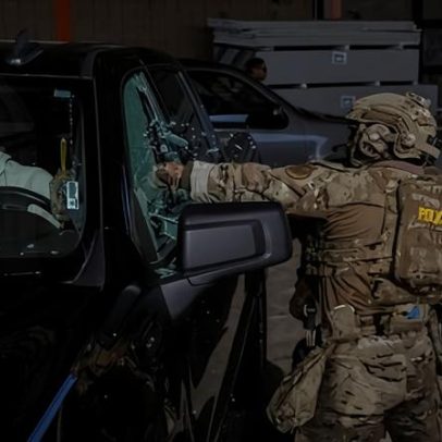 Número de pessoas detidas pela ICE atinge recorde, mostram dados