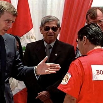 Valet, torrada queimada e Peru: ligação de Andrew aos e-mails de Maxwell