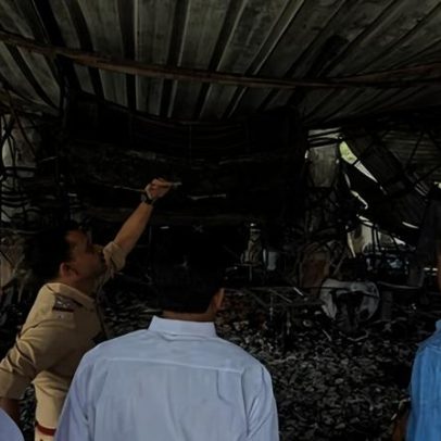 Quatro membros de uma família morrem em incêndio de boate em Goa; 25 mortos