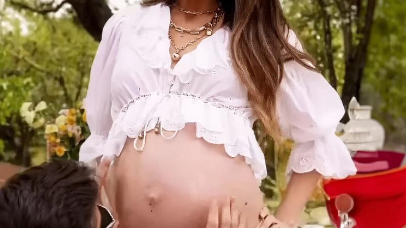 Grávidas de 2025: veja as famosas que engravidaram, se tornaram mamães e esperam 'babies' para 2026