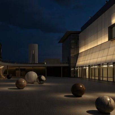 Dinastia farmacêutica tailandesa inaugura museu com 1.000 peças contemporâneas