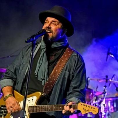 Raul Malo, vocalista da banda The Mavericks, morre aos 60 anos
