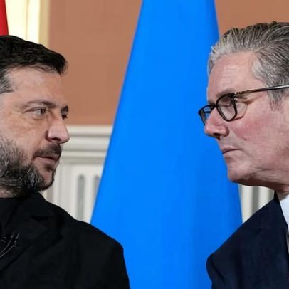 Zelenskyy encontra Starmer em Downing St. para discutir proposta de paz dos EUA