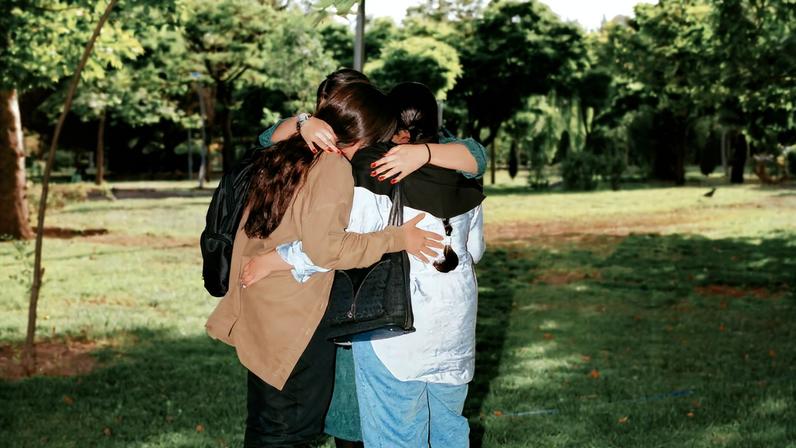 Iranian girls in Laleh Park, central Tehran. One of the city’s most well-known and socially and politically significant public spaces, it is frequented mainly by students as a place to gather and spend time together