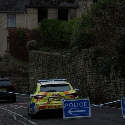 Mulher de Gloucestershire e duas crianças morrem em incêndio em casa no Boxing Day