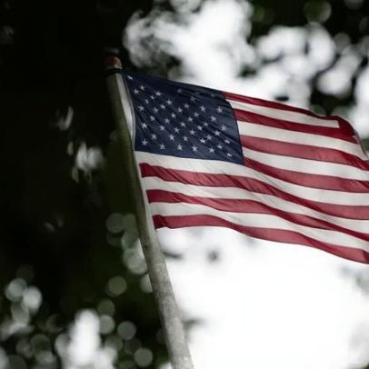 Corte dos EUA decide legalidade de ordem de cidadania por nascimento de Trump
