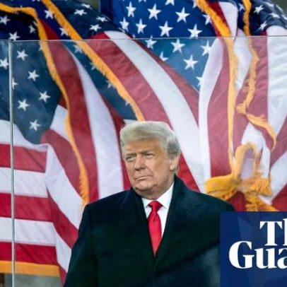 Trump processa BBC por US$5 bilhões por edição do discurso de 6 de janeiro
