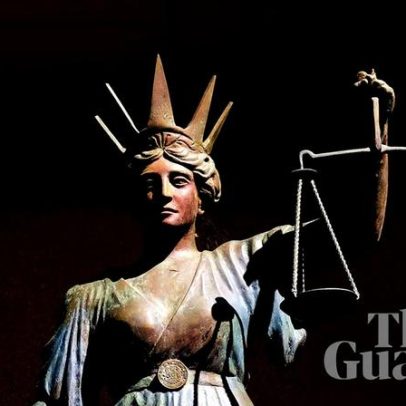 Autor australiano Sydney romance erótico alude a criança, diz policial em tribunal