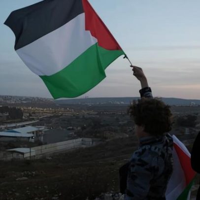 Palestinos suspeitos de ajudar Israel enfrentam destino incerto