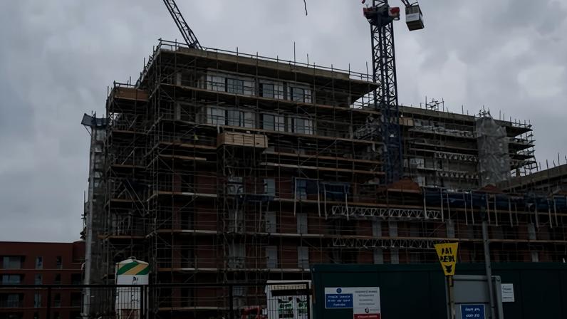 Aumento de furtos em obras no Reino Unido ligado ao crime organizado