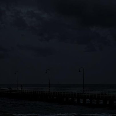 Prancha de stand-up resgatada após percorrer mais de 10 km em Port Phillip Bay