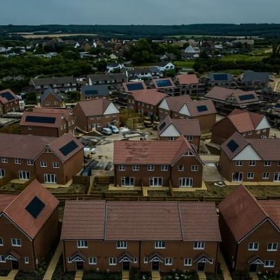 Inglaterra: cortes em metas de acessibilidade de novas construções geram preocupação