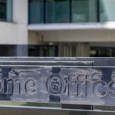 Home Office pressionado a esclarecer mortes de requerentes de asilo