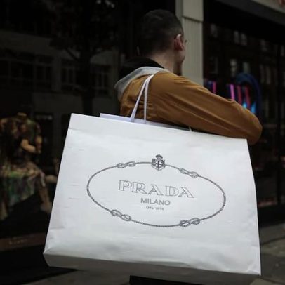 JPMorgan aponta Prada e Richemont entre cinco marcas de luxo para investir 2026