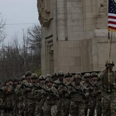 Câmara dos EUA aprova projeto de US$ 900 bilhões para programas militares