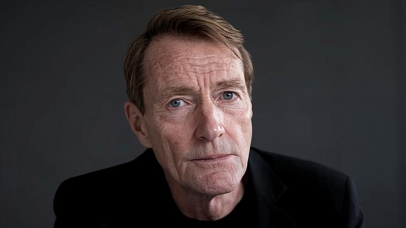 Thrillers devem integrar currículo britânico para estimular leitura diz Lee Child