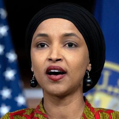 Ilhan Omar diz que discurso de Trump contra os somalis é totalmente repulsivo