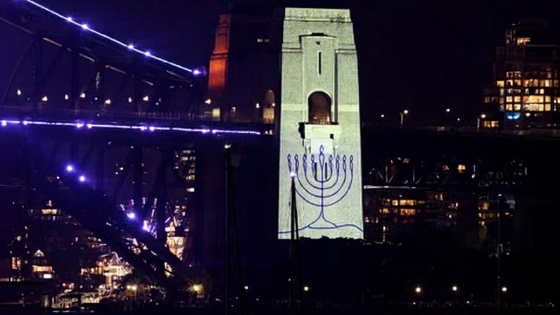 Ano Novo em Sydney com tom mais sombrio após silêncio em Bondi